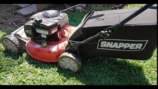 How to Start Snapper SelfPropelled Lawnmower [upl. by Martynne]