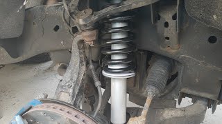 Rough Country 2in leveling Strut Initial Review  0913 F150 [upl. by Ultan]