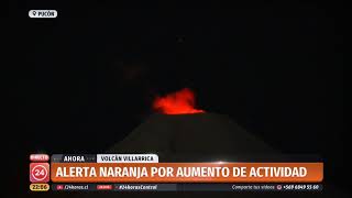 Se encuentra con alerta naranja Volcán Villarrica presenta incandescencia  24 Horas TVN Chile [upl. by Lemart]