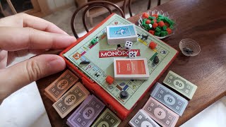 The world smallest Monopoly board game Hasbro [upl. by Viv991]