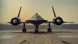 SR71 Blackbird  Top 10 awesome facts about the world’s fastest jet airplane [upl. by Eeslehc]