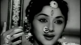 Padmini dance in Maragatham 1959  Aadinal Nadanam Aadinal [upl. by Ahseryt]