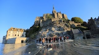 Le phénomène des grandes marées au Mont SaintMichel [upl. by June421]