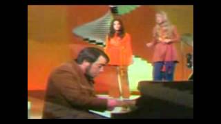 Sergio Mendes amp Brasil 66  Wichita Lineman 1969 [upl. by Aetnahs]