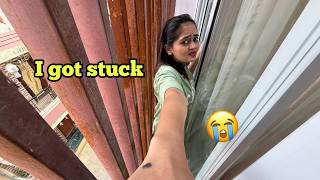 HIDE amp SEEK PRANK IN MY NEW HOUSE GONE WRONG 😱Fass gai main in Small Space 😭Bindass Kavya Prank [upl. by Jacinta]