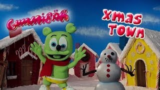 XMAS TOWN Gummibär CLAYMATION CHRISTMAS Video Gummy Bear [upl. by Enyal]