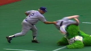 LADPHI Lasorda has enough with the Philly Phanatic [upl. by Grani]